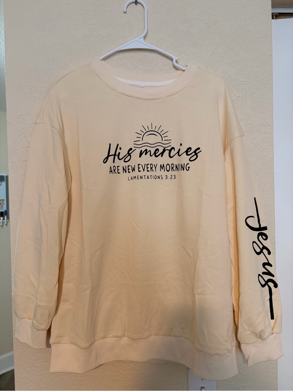 His Mercies Are New Every Morning Jesus Christian Sweatshirt M